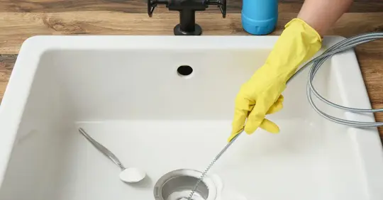 Cleaning a drain without using chemicals